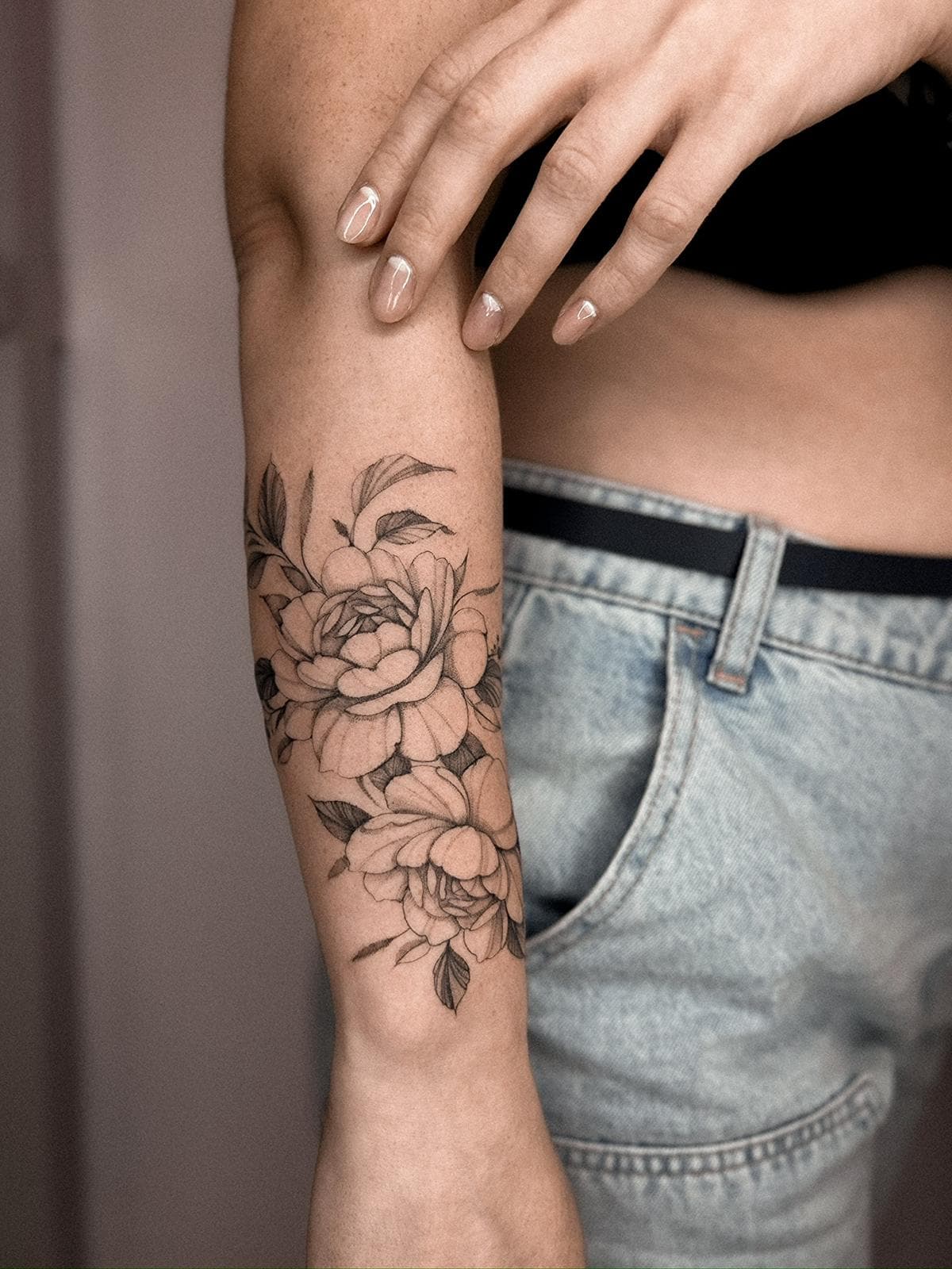 Татуировка тонкая линия · работа 27 · Александра, Kraska Tattoo, Ришон-ле-Цион