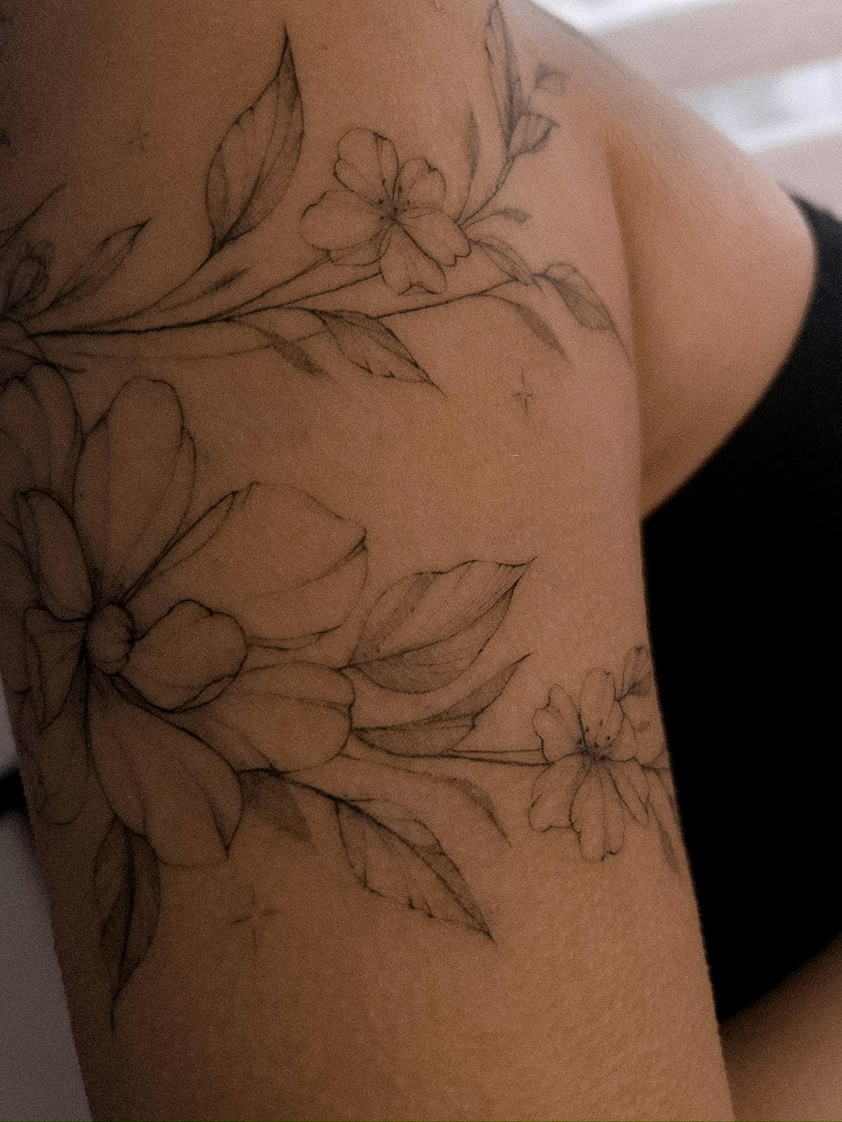 Татуировка тонкая линия · работа 42 · Александра, Kraska Tattoo, Ришон-ле-Цион